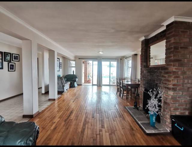3 BEDROOM HOUSE FOR SALE IN LOTUS RIVER